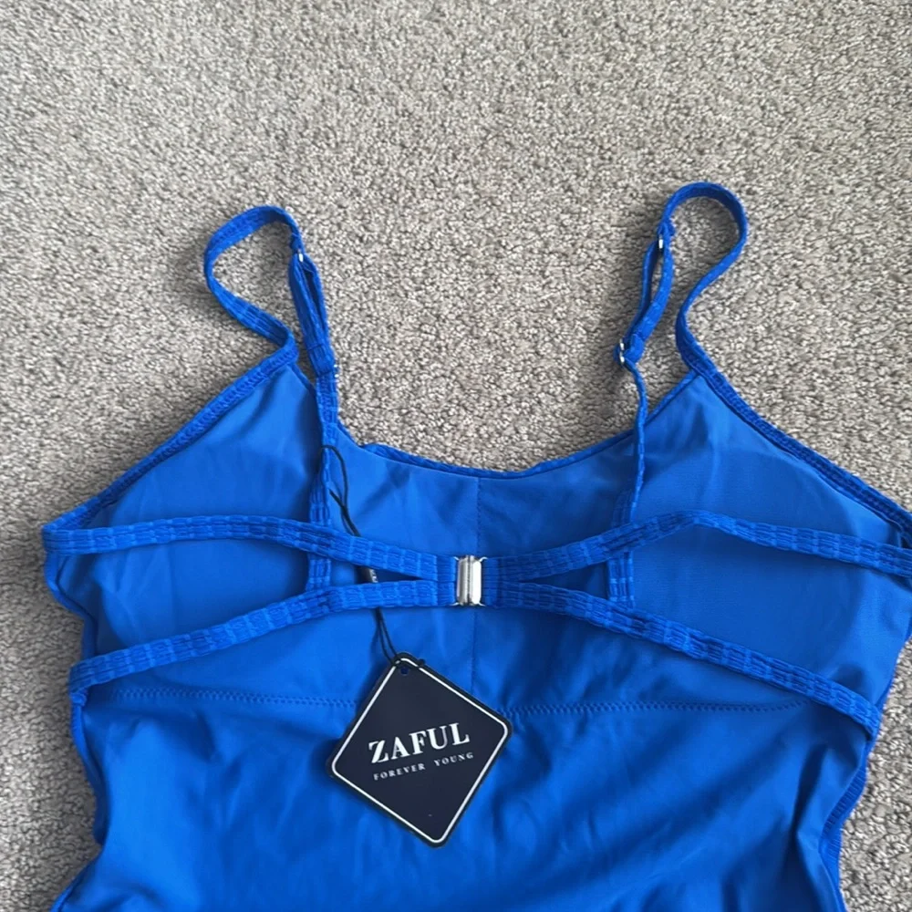 209‎ NWT ZAFUL Women's One Piece Ribbed Open Back Scoop Neck Swimsuit - Size: S
